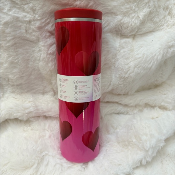 Stanley Rouge Heart Gradient Flip Top Mug - Picture 4 of 8